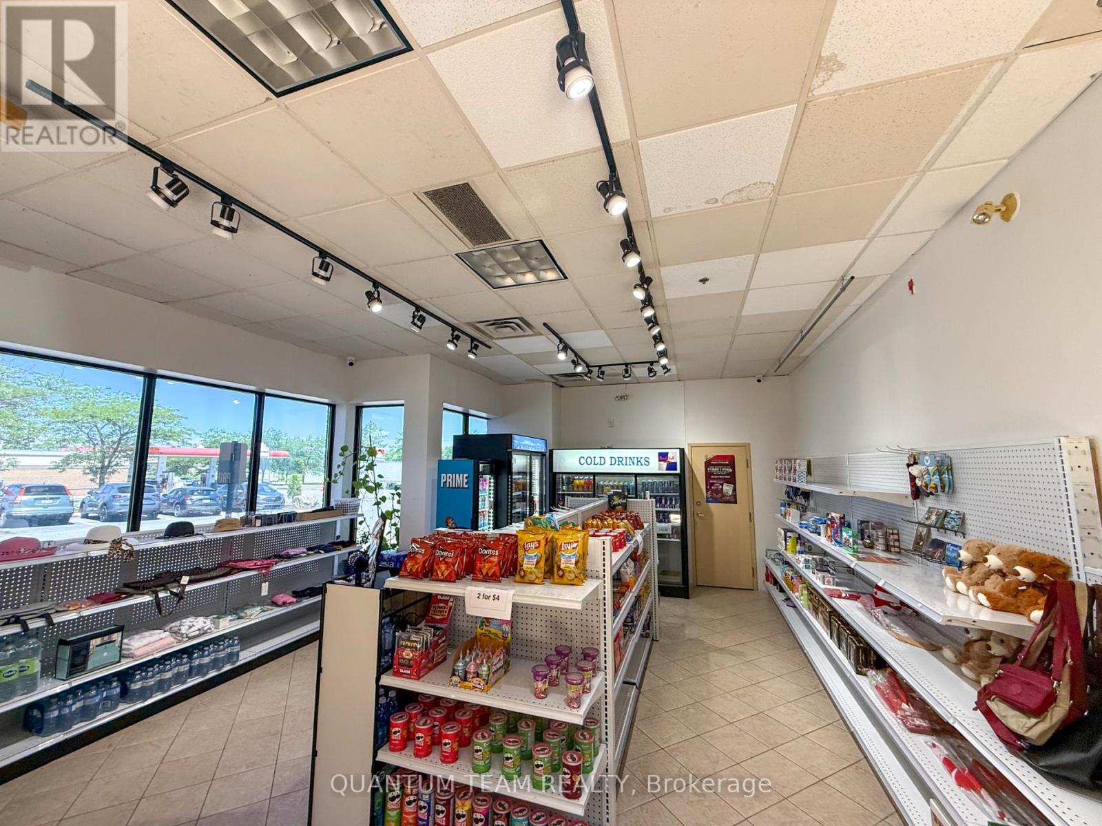 117 - 495 YORK ROAD gift shop sell near me
